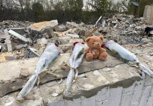 Показово жорстокий російський теракт: ракетний удар по маленькому тиловому селу