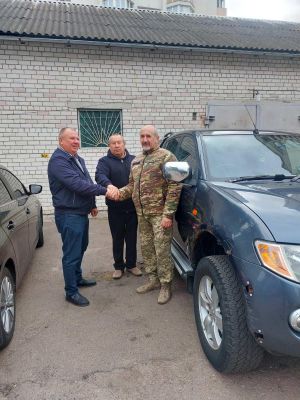 Передали  машину  для збивання дронів