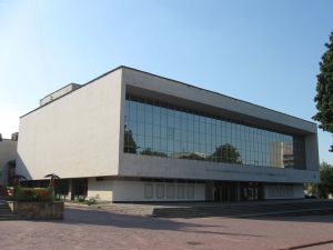 Вистава в укритті під час тривоги