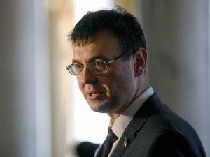 Про мінус 18 відсотків — брехня, а про підвищення мінімалки — правда!