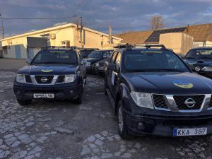 Два джипи — від депутатів