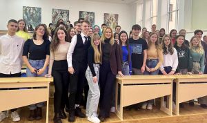 Віцеспікерка Олена Кондратюк відвідала Національний університет  «Острозька академія» та прочитала лекцію про важливість жіночого лідерства
