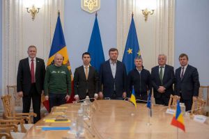 Перший віцеспікер Олександр Корнієнко провів робочу зустріч із Віцепрем’єр-міністром, Міністром закордонних справ Республіки Молдова Міхаєм Попшоєм