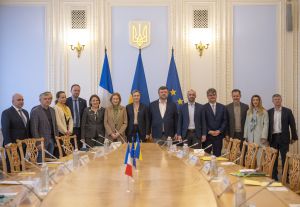 Наші країни рухаються пліч-о-пліч у правильному напрямі