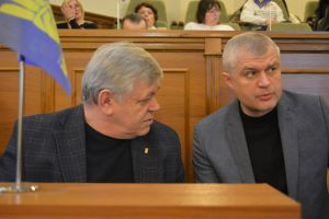 Руйнують не лише душі, а й святині