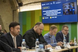 Комітет свободи слова провів круглий стіл щодо доступу журналістів до кулуарів Верховної Ради України та відновлення онлайн-трансляцій засідань Парламенту