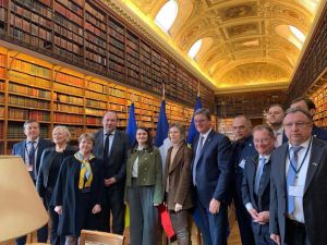Українська парламентська делегація у Франції: обговорення безпеки та підтримки України
