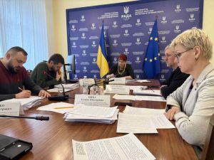 Розглянуто законодавчі ініціативи, спрямовані на удосконалення трудового законодавства та соціального захисту