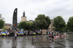 Акція на підтримку полонених та зниклих безвісти оборонців «Мамина віра – сина броня» відбулася у Львові