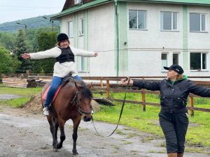 Ветерани та члени сімей загиблих воїнів з Київщини оздоровлюються на Косівщині