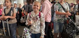 На оздоровлення до мальовничих Карпат рушили 100 хлопців і дівчат з Дніпропетровщини