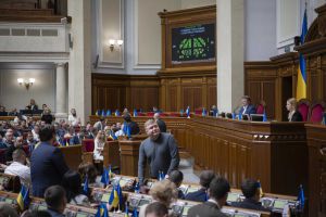 Щодо уточнення категорій осіб, які мають особливі заслуги перед Батьківщиною