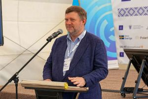 Олександр Корнієнко: На сильних регіонах тримається країна