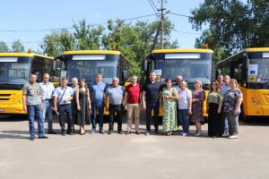 Шкільний автопарк Чернігівщини розширюється