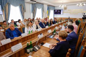 Комітет з питань соцполітики провів круглий стіл в Івано-Франківську