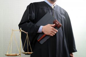Створення передумов для підвищення розміру прожиткового мінімуму та встановлення справедливого розміру суддівської винагороди