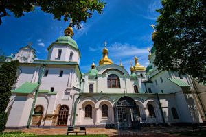 Міністерство культури дозволило тимчасове переміщення музейних експонатів з Чернігова до Софії Київської