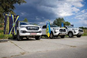 Олег Синєгубов: Підтримуємо захисників Харківщини автомобілями для фронту