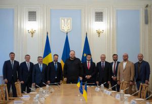 Голова Верховної Ради обговорив із парламентаріями Румунії мирний процес і важливість спільного тиску на агресора 