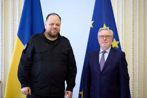 Руслан Стефанчук провів зустріч із колишнім Президентом Європейського Парламенту Петом Коксом