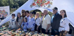 Митці з Дніпропетровщини взяли участь у фестивалі «Жива культура – Живий світ»