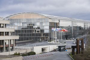 Президент уповноважив Олексія Кулебу на підписання змін до фінансових угод з Європейським інвестиційним банком