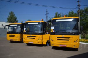 Три громади Чернігівщини отримали нові шкільні автобуси