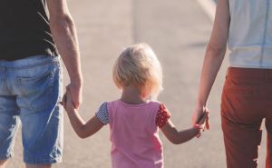 У Києві з початку 2025 року усиновили 45 дітей, ще 365 чекають на родину