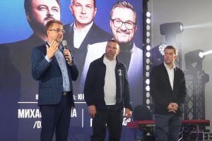 Далі — ще більше добрих справ. Разом творимо сильну Україну