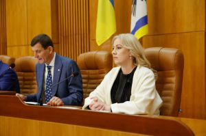 На сесії Івано-Франківської облради додатково спрямували кошти на оборону, медицину, освіту та дороги