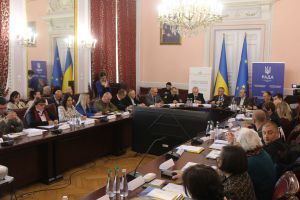 У Львові відбувся круглий стіл «Забезпечення житлом Захисників та Захисниць з числа внутрішньо переміщених осіб»