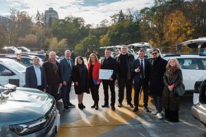 Швеція та ПРООН передали Державній екологічній інспекції мобільні лабораторії