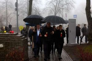 Керівництво Верховної Ради України вшанувало пам’ять Героїв Небесної Сотні у День Гідності та Свободи