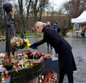 Віцеспікерка Олена Кондратюк взяла участь у вшануванні пам’яті жертв Голодомору