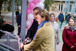 Латвійська підтримка: у Чернігові відкрили оновлене педіатричне відділення та Центр захисту прав людини