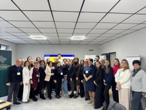 Медиків Рівненщини навчали ефективній комунікації з людьми, які пережили сексуальне насильство