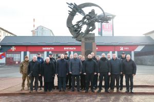 На Хмельниччині вшанували героїв-ліквідаторів аварії на ЧАЕС