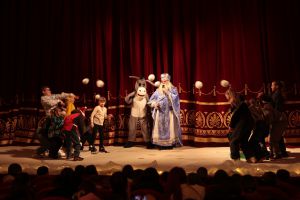 На Вінниччині влаштували новорічне свято для 3300 дітей, які потребують особливої підтримки