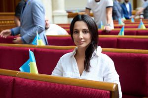 Ірина Борзова: Незаконно звільненим робітникам при поновленні на роботі буде встановлено безперервний страховий стаж