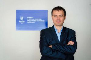 Питання валютних коливань та повернення курсу до цільового рівня перебуває під контролем держави: Данило Гетманцев