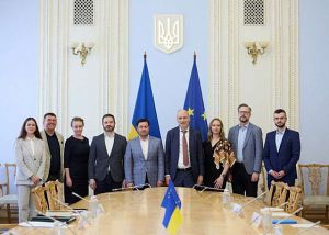 Посилення демократичної та інституційної стійкості парламенту