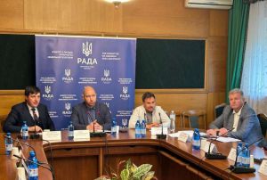 Презентовано новий євроінтеграційний законопроєкт щодо засобів захисту рослин — аграрний Комітет провів круглий стіл