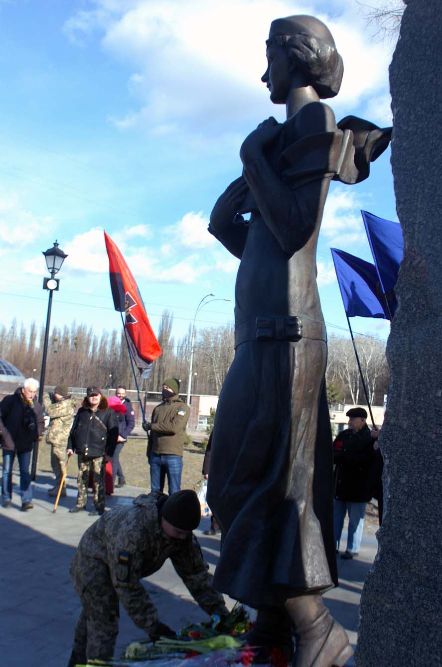 У Києві відбулося вшанування Олени Теліги
