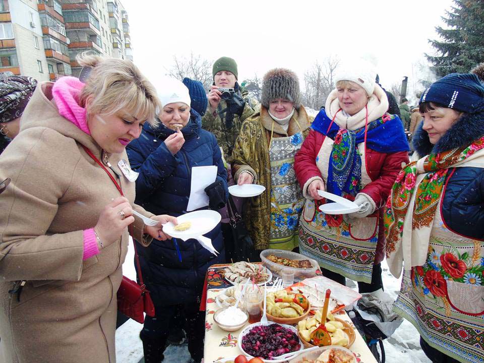 Прифронтова Попасна проводжала зиму... варениками