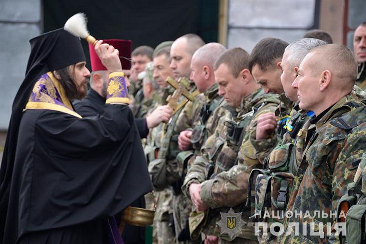 Правоохоронці Тернопільської області вирушили до зони проведення ООС