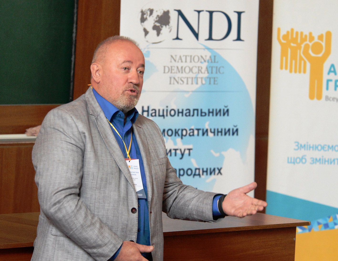 В. Чумак під час Національного дебатного турніру з політичних реформ