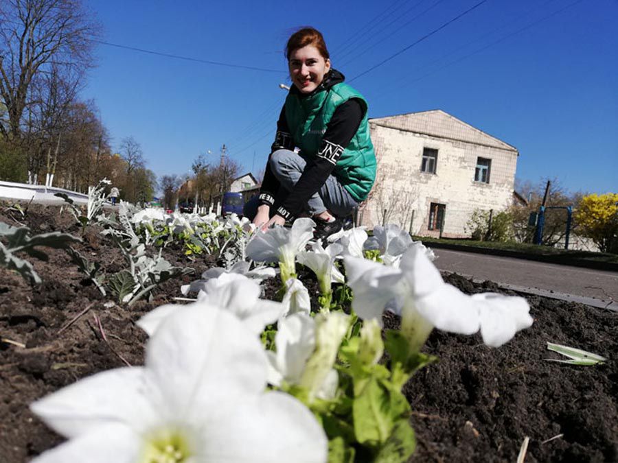 Підприємці долучаються до озеленення