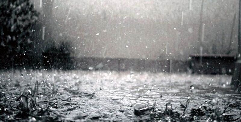Трагедія: під час зливи  жінку змило водою