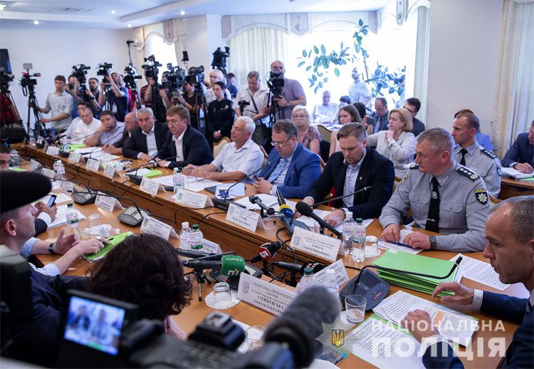 Зброю, з якої стріляли в дитину, не знайдено
