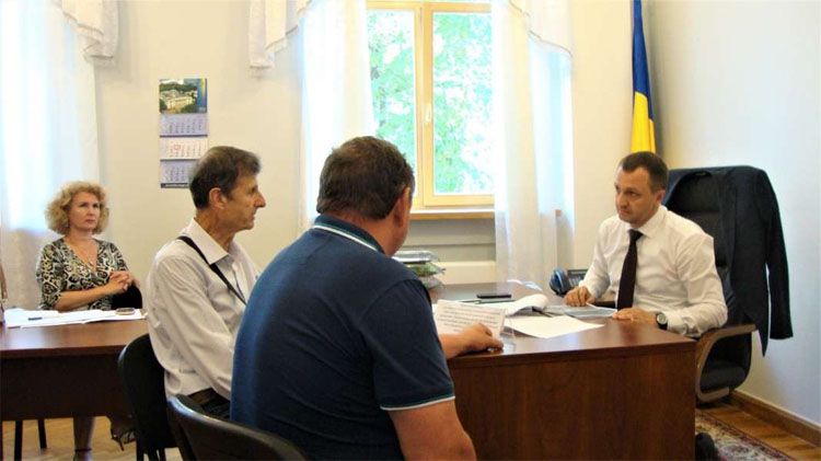 До депутата - у пошуках справедливості